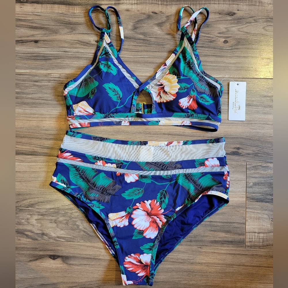 NWT Beach Joy Tropical Two-Piece Swimsuit